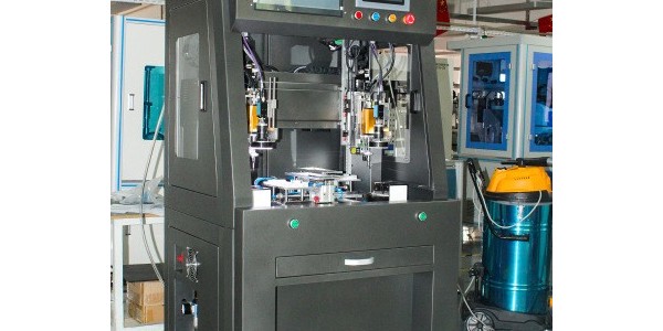 自動打螺絲機容易卡料嗎？-堅豐股份